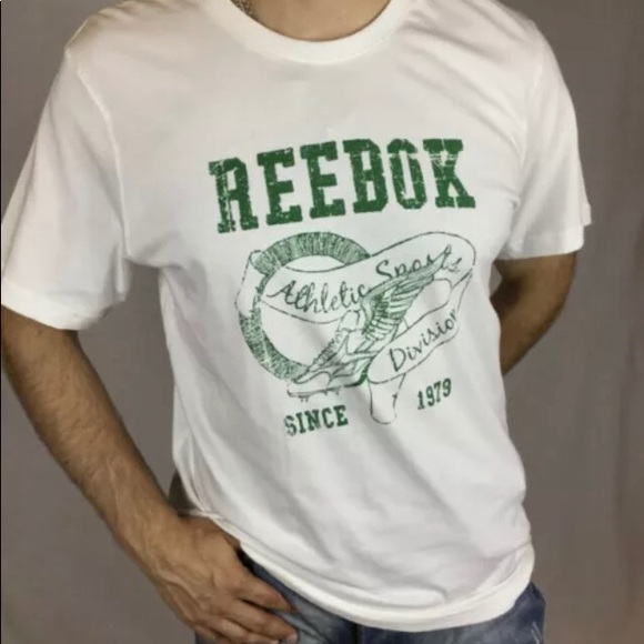 Practical Reebok Brand crew neck white t- shirt with frontal green design - Picture 1 of 5